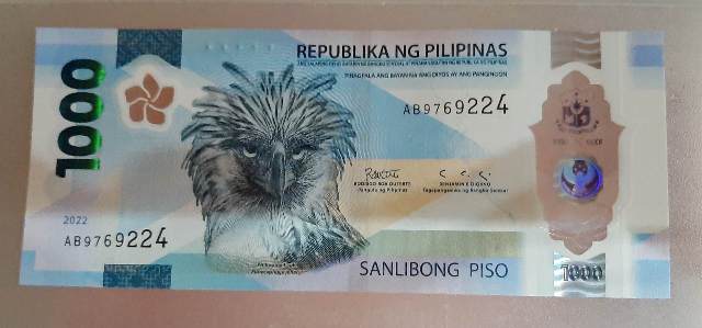 Baguio residents react differently to new Php1000 polymer banknote ...