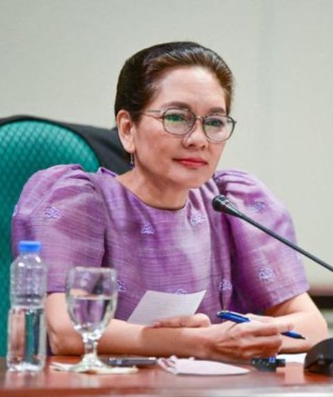 Hontiveros pushes cash aid for pregnant informal workers