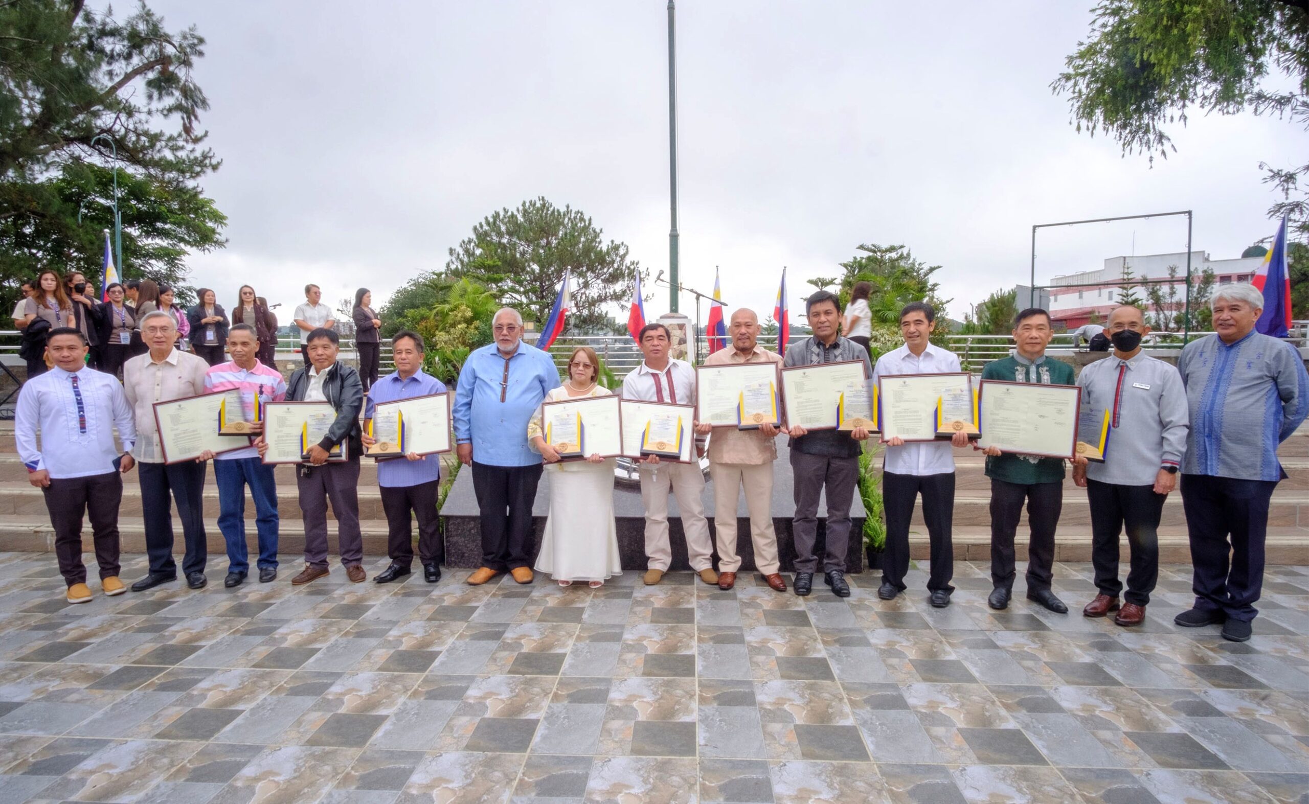 OUTSTANDING PUNONG BARANGAYS