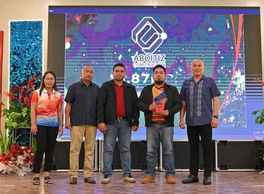 Aboitiz Construction receives Safety Milestone Award from DOLE Region 13