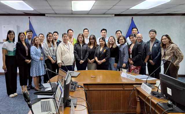 Ikalawang Semestre na Pulong ng mga isla nagpalitan ng mga Kultural na Regalo